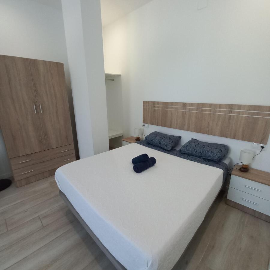 Malaga Velarde Center 3 Daire Dış mekan fotoğraf